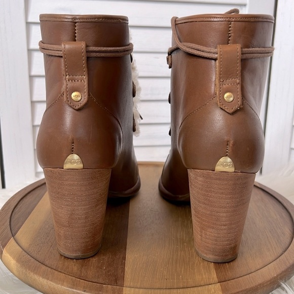 UGG Analise Camel Leather Exposed Fur Sheepwook Ankle Lace Up Heel Bootie Sz. 10 - Picture 5 of 13